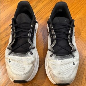 On women’s cloudtilt shoes